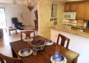 Pinecliff Retreat - Cozy Cabins LLC