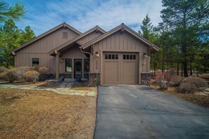 44 Caldera Cabin-03