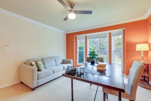 Office | Sleeper Sofa | Dedicated Workspace
