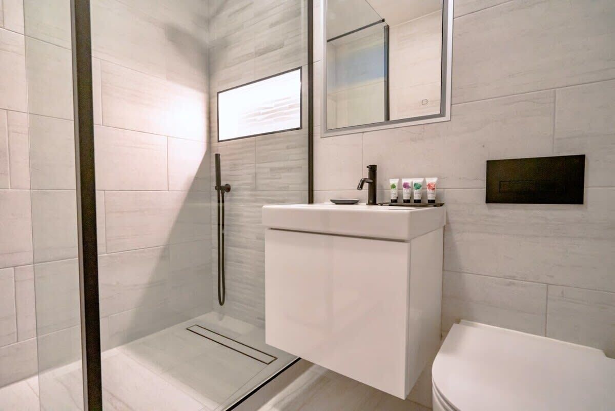 Spacious, Chic Apartment in Covent Garden - London | Vrbo
