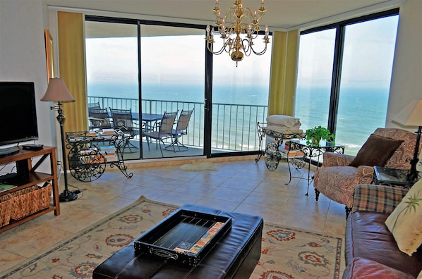 Panoramic ocean views from One Ocean Place 909!