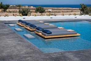Infinitypool