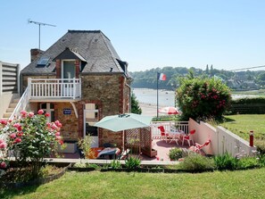 Maison, Propriété, Domicile, Chalet, Bâtiment, Immobilier, Zone Rurale, Zone Résidentielle, Ferme, Toit