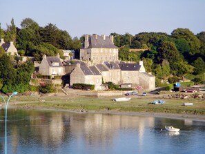 L'Eau, Ciel, Bâtiment, Plante, Arbre, Maison, Paysage Naturel, Lac, Navire, Cours D'Eau