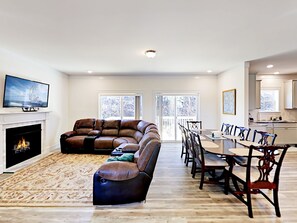 Spacious living and dining area upon entry