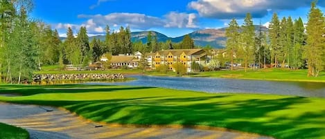 Meadow Lake Lodge, Spa, Reastaurant & Golf Center