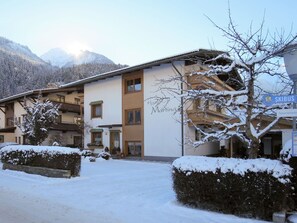 Schnee, Zuhause, Winter, Eigentum, Haus, Gebäude, Grundeigentum, Wohngebiet, Nachbarschaft, Einfrieren