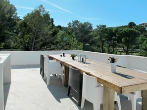 Furniture, Sky, Building, Table, Shade, Wood, Rectangle, Interior Design, House, Desk