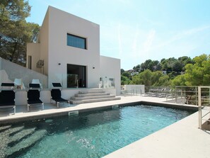 Propriété, Maison, Piscine, Bâtiment, Architecture, Immobilier, Domicile, Villa, Biens, Zone Résidentielle