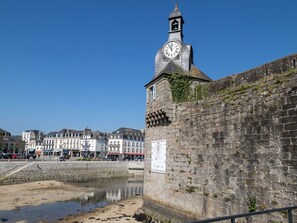 Waterway, Channel, Tourist Attraction, Canal, Castle