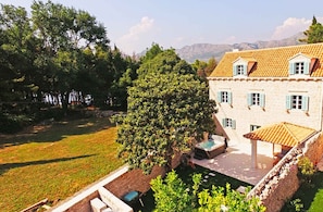 Beautiful Traditional Dubrovnik Villa | 4 Bedrooms | Villa Cavtat Heritage |  Private Jacuzzi & Sauna | Cavtat by Villamore