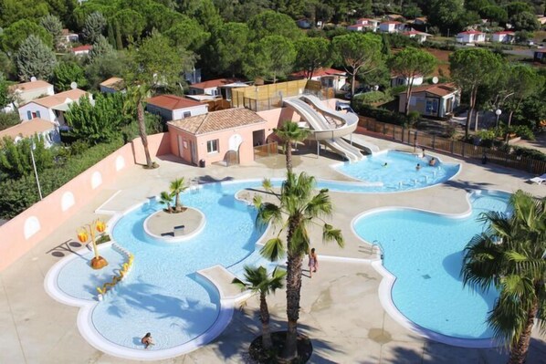 Holiday Home Swimming Pool