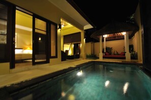 Utomhuspool