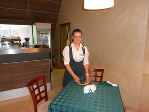 Breakfast area