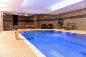 Piscina al coperto