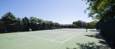 Tennis court