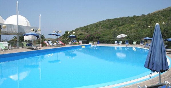 Udendørs pool