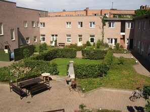 Utsikt mot trädgården