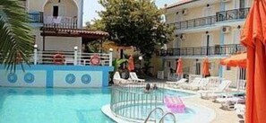 Utomhuspool
