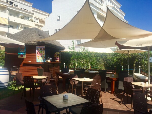 Beach bar