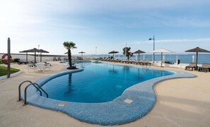 Utomhuspool