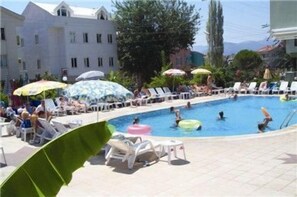 Utomhuspool