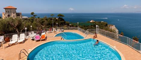 Piscine sur le toit
