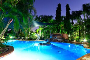 Utomhuspool