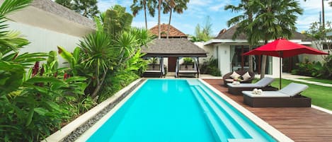 Private pool