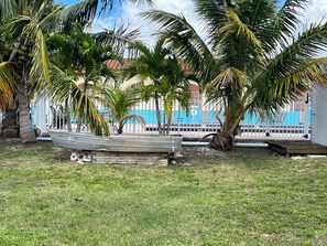 Utomhuspool
