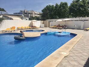 Piscina externa