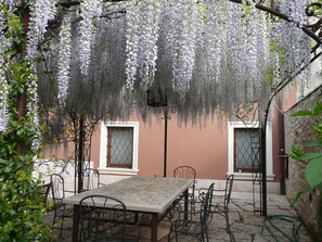 Ristorazione all'aperto