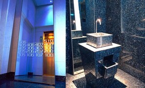 内部エントランス