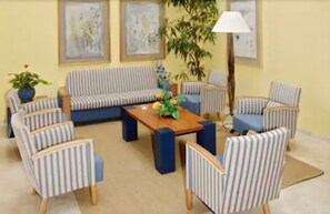 Sittområde i lobbyn