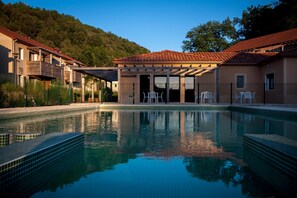 Udendørs pool