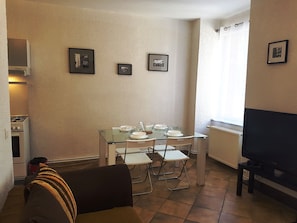 Salle à manger.