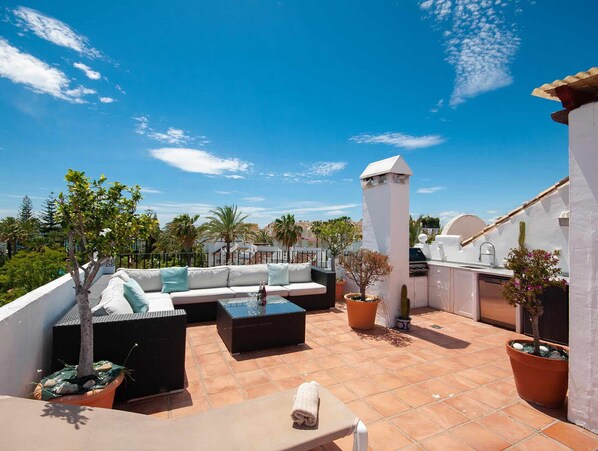 Castiglione rental has its own roof deck with pool and kitchen