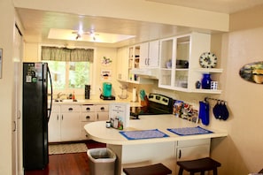 Kitchen with Peninsula on 2nd Floor