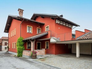 Himmel, Fenster, Gebäude, Pflanze, Holz, Haus, Hütte, Urban Design, Fassade