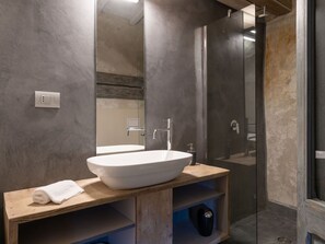 Bathroom, Room, Property, Bathroom Sink, Sink, Wall, Tile, Plumbing Fixture, Architecture, Interior Design