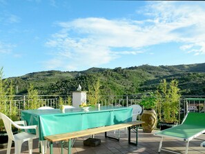 Sky, Cloud, Table, Property, Furniture, Nature, Azure, Natural Landscape, Outdoor Furniture, Outdoor Table