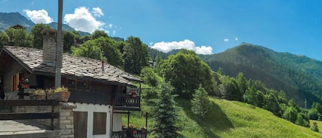 Ciel, Végétation, Station De Montagne, Montagne, Propriété, Ville, Maison, Chaîne De Montagnes, Nuage, Colline