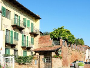 Proprietà, Casa, Costruzione, Quartiere, Cittadina, Zona Residenziale, Architettura, Immobiliare, Casa, Balcone