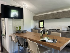 Furniture, Interior Design, Flooring, Wood, Countertop, Chair, Ceiling, Kitchen, Kitchen & Dining Room Table, Table