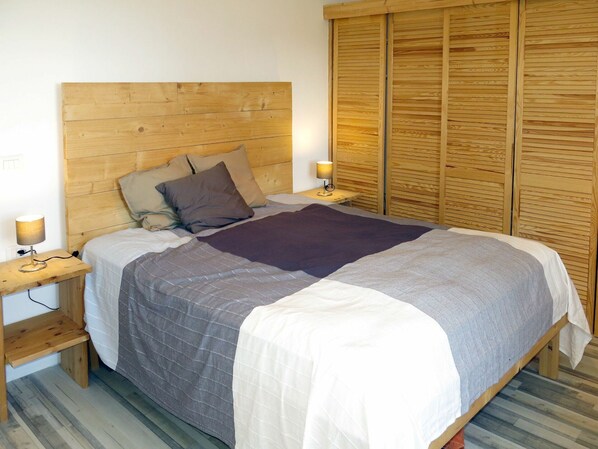 Furniture, Property, Comfort, Building, Shade, Bed Frame, Wood, Lighting, Interior Design