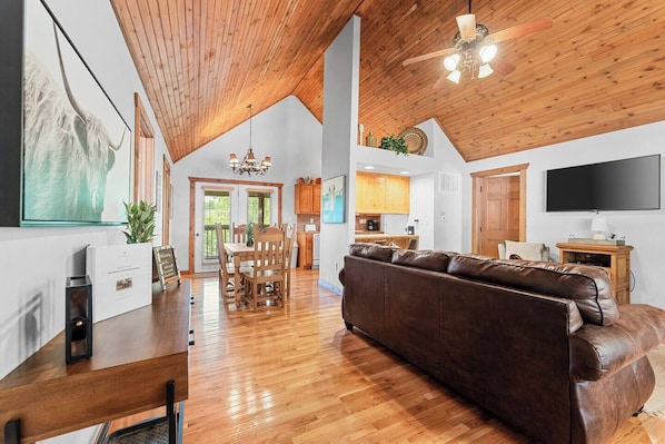 Walking into Rustic Stonebridge you'll be welcomed by rustic charm and modern touches