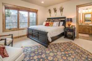 Wake up to beautiful views | King Bed | Main Level