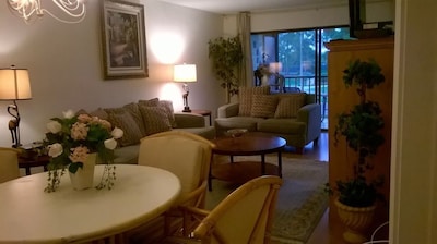 A Delightful Condo Situated In Ventura Golf & Country Club