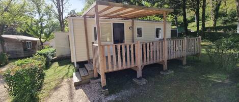 Terrasse Mobil Home Camping Cévennes