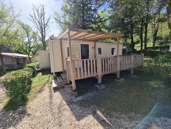 Terrasse Mobil Home Camping Cévennes